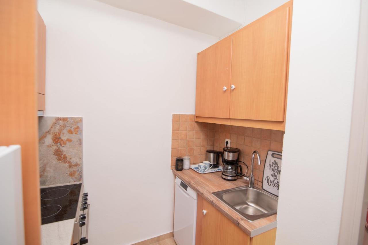 Tsaner Apartment And Rooms Матала Екстериор снимка